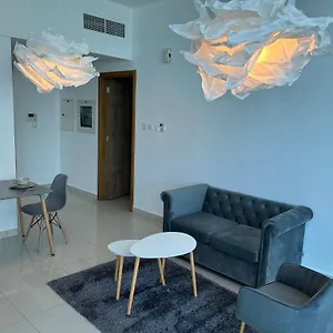 Golden Vacation Homes Continental Tower Marina Apartment